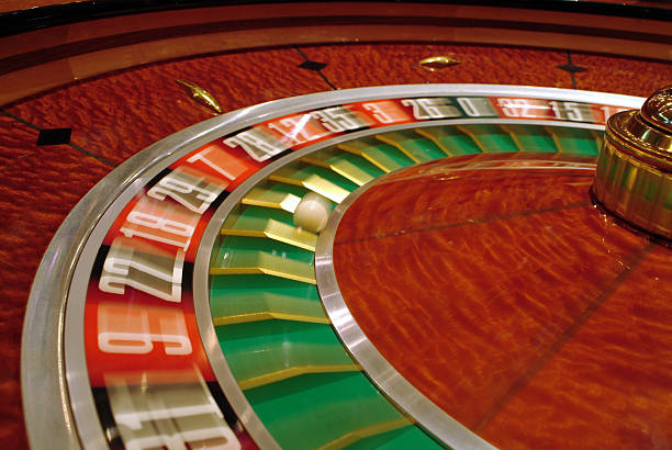 Baccarat table on mobile: full betting interface and live feed Mobile app interface showing live baccarat table on kingdom69 slot